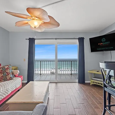 The Summit 610 Apartment